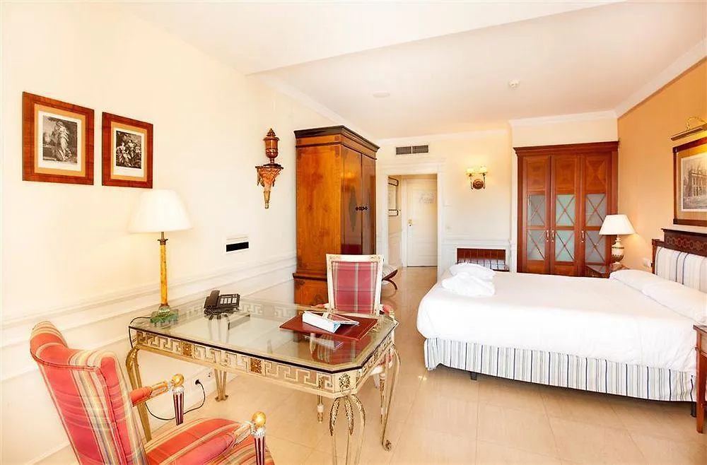 Apartamentos Guadalpin Boutique Marbella Apartment