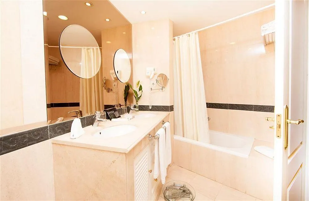 Apartamentos Guadalpin Boutique Marbella 0*,  Espanha